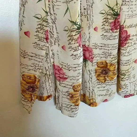 Tess Women 100% Silk Short Sleeve Button Down - Picture 3 of 6